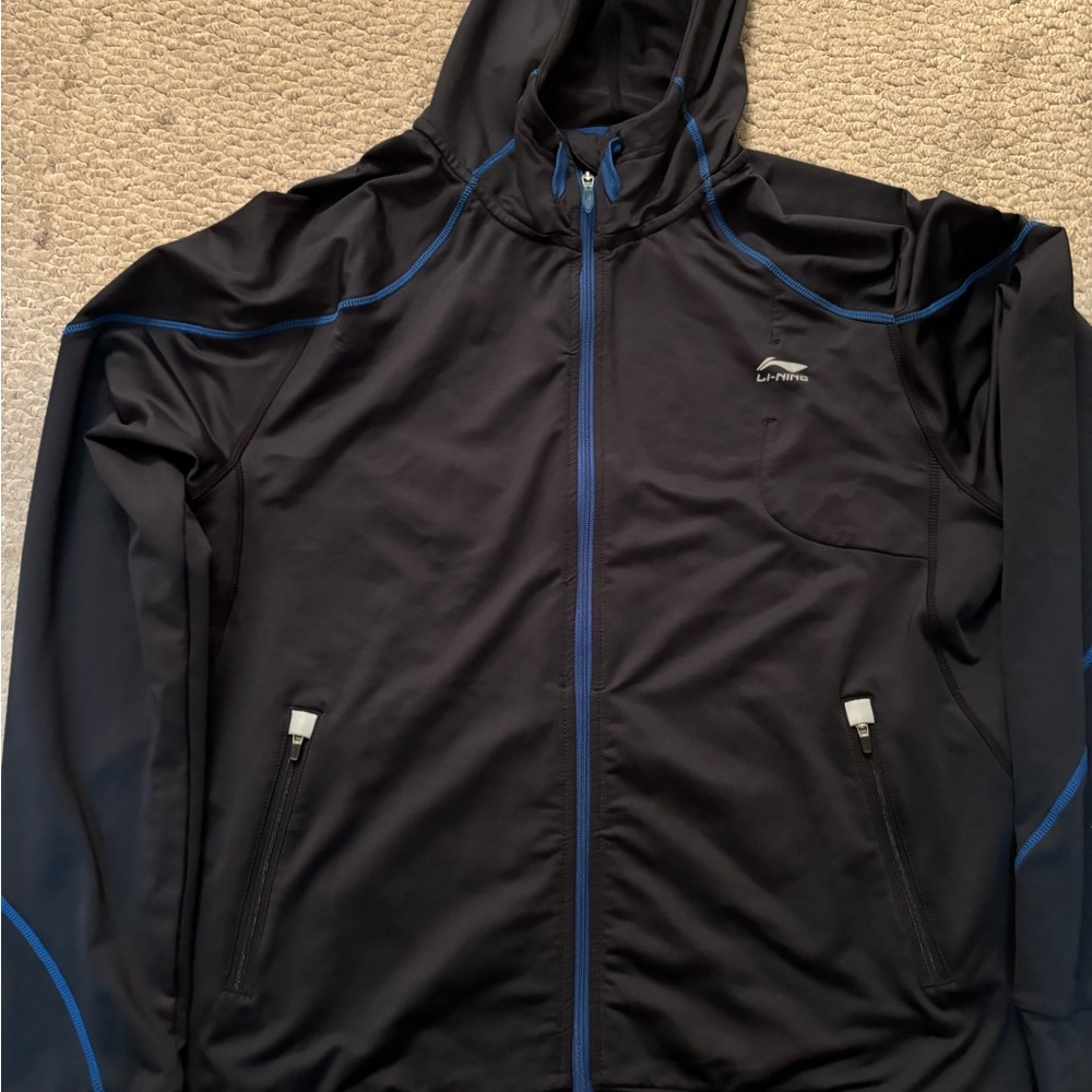 Li Ning unisex workout jacket. Brand new